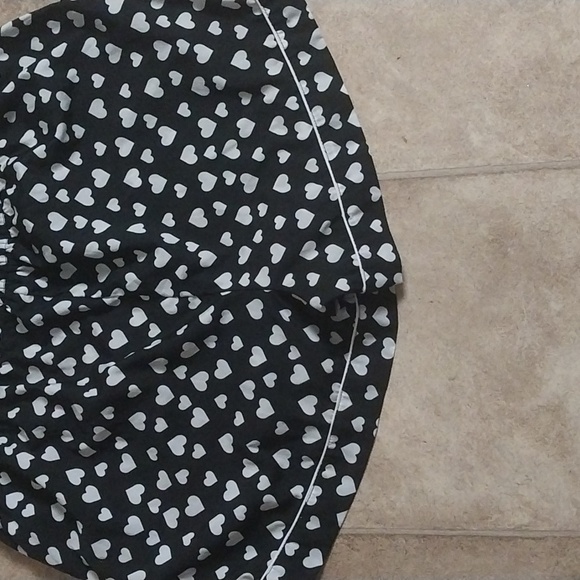 Tabitha Webb Sleepwear Shorts Size XL Black and White Heart Pattern - Picture 5 of 9